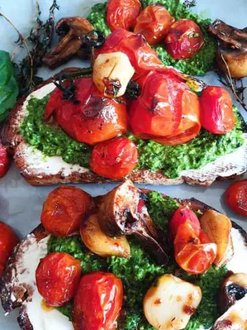 tomato and basil pesto toast