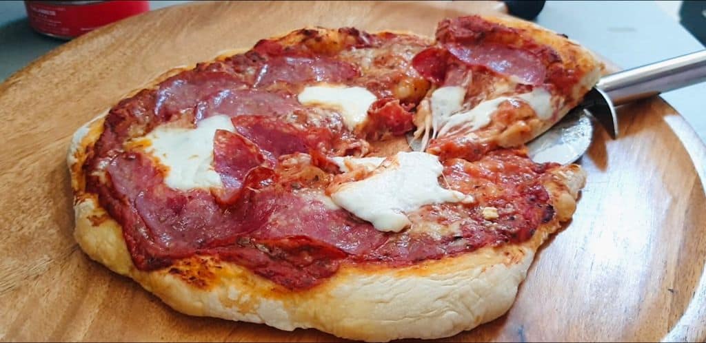 Easy Homemade Pizza