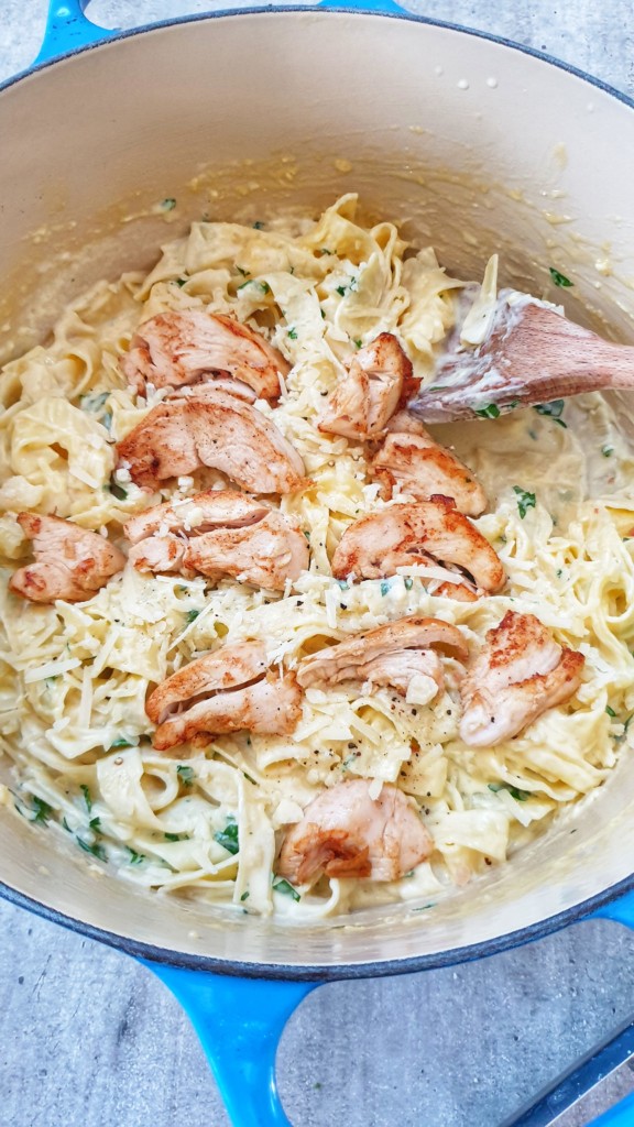 chicken fettucine alfredo