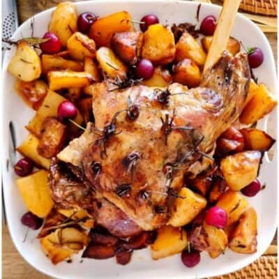 roast lamb leg with rosemary and potatoes