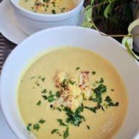 cauliflower turmeric soup