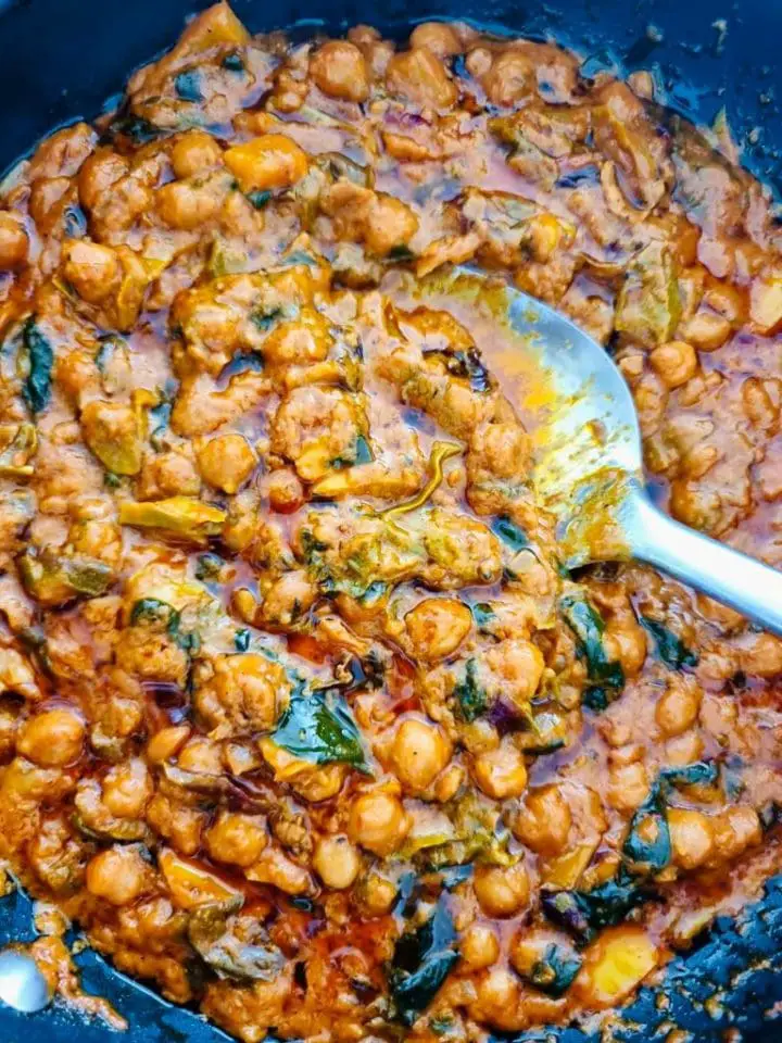spinach chickpea curry