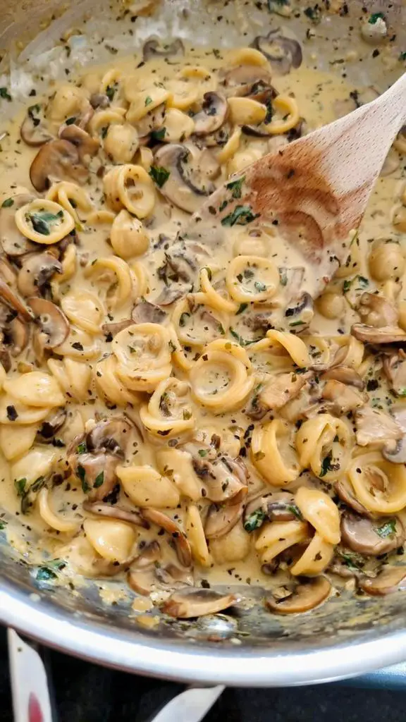 mushroom pasta