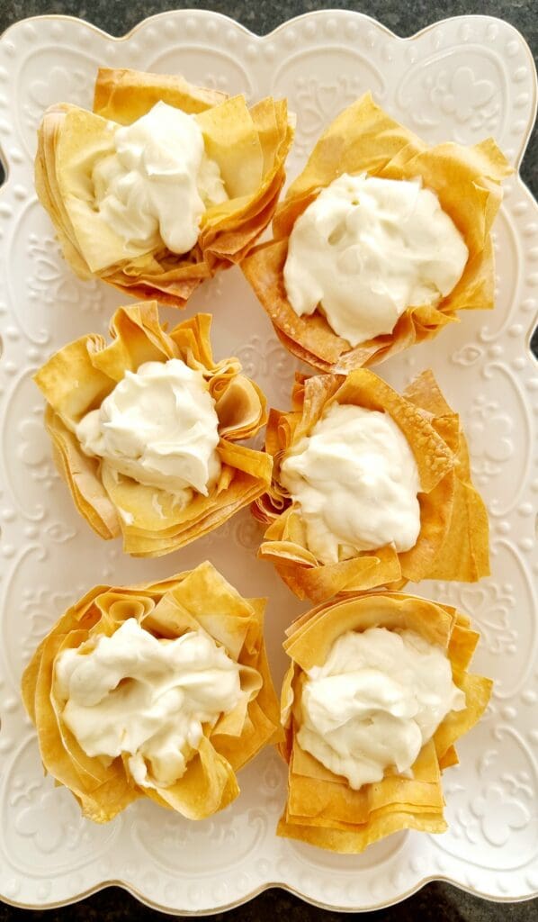 strawberry-phyllo-cups