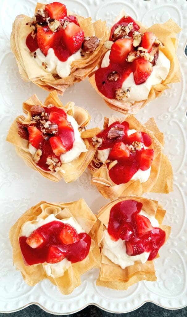 strawberry-phyllo-cups