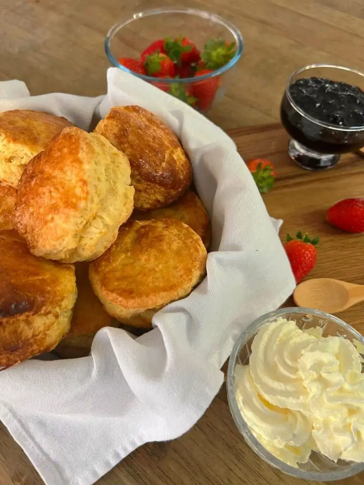simple scones recipe with jam, cream and fresh strawberries