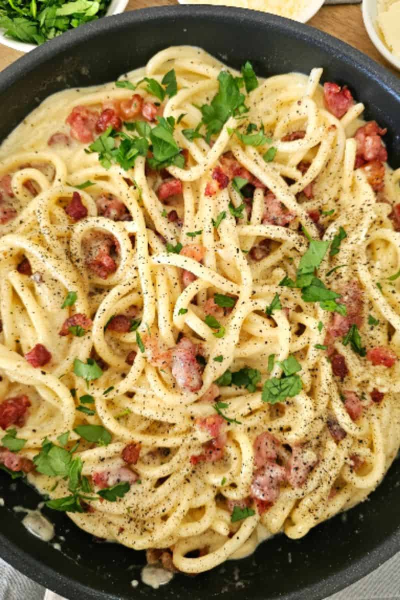 creamy spaghetti with bacon and herbs