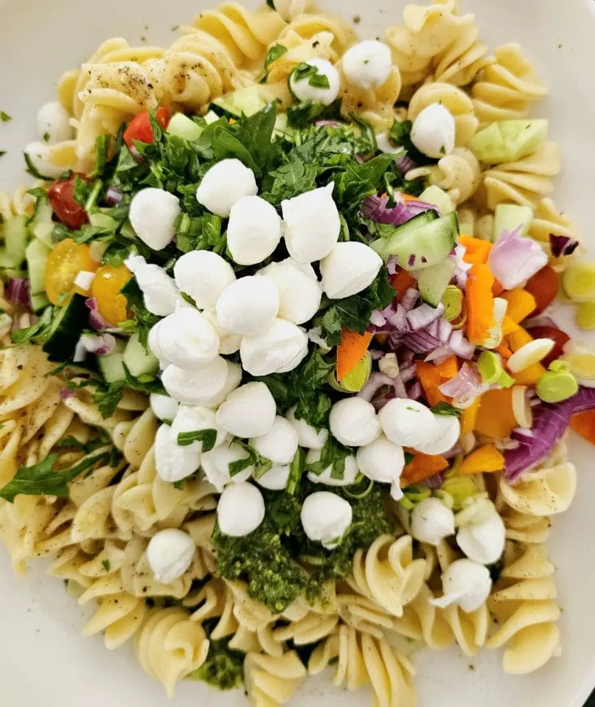 Mediterranean pasta salad with pesto