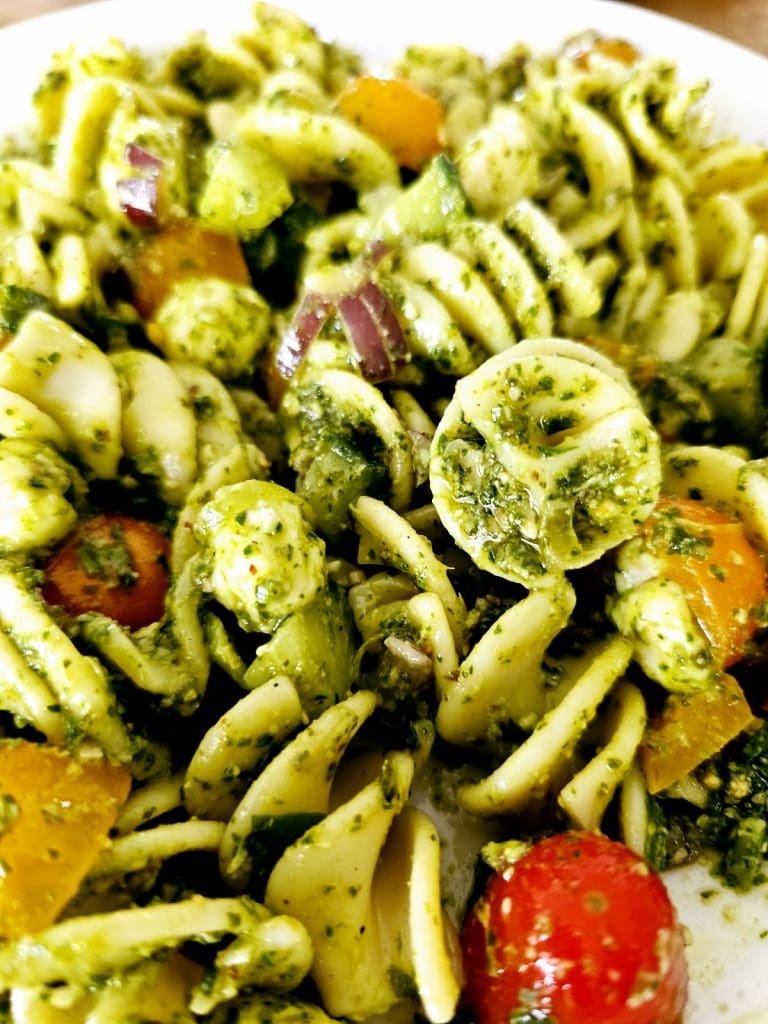 Mediterranean pasta salad with pesto