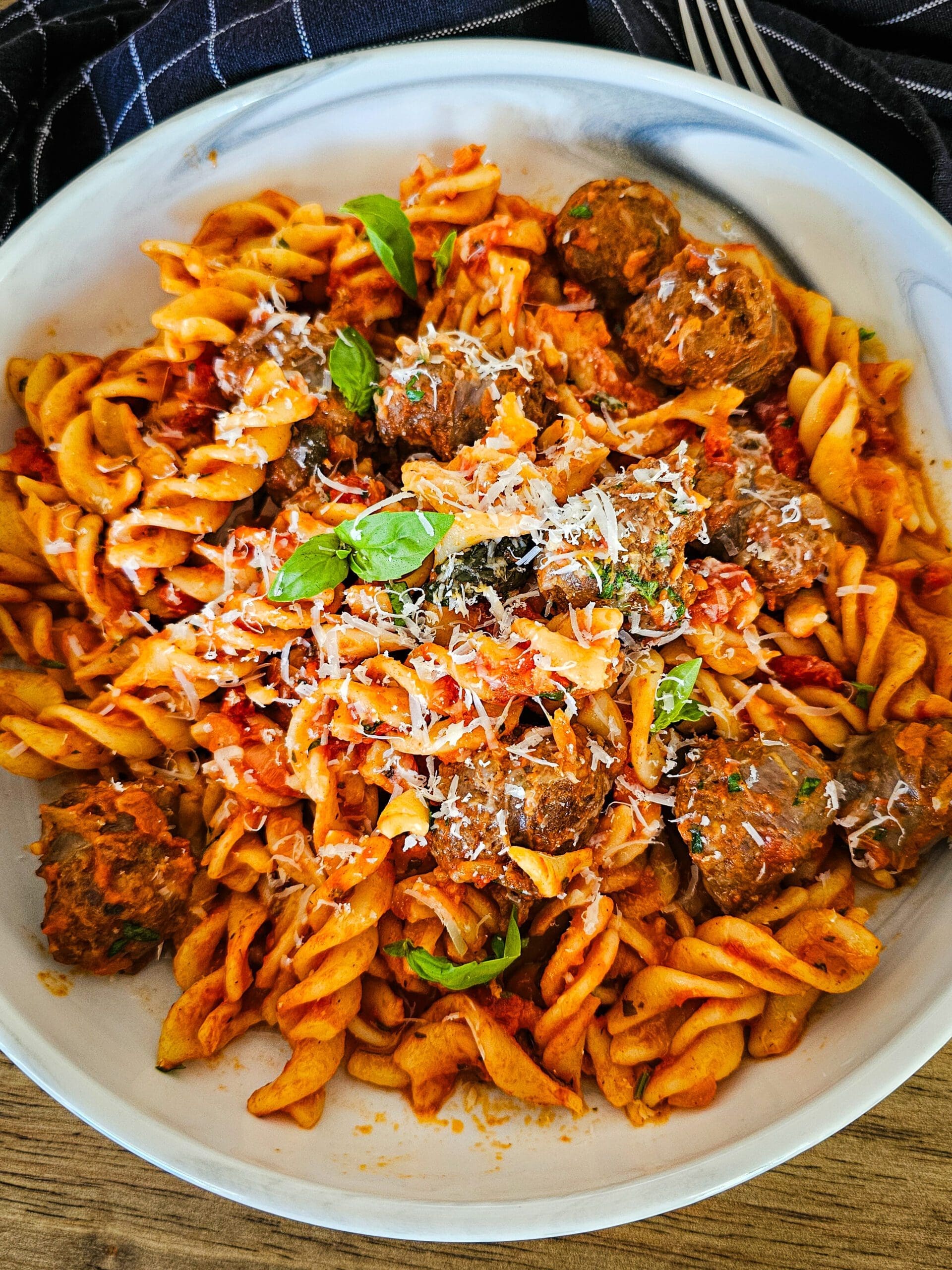 pasta with sausage and tomatoes