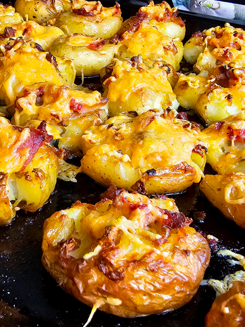Cheesy Smashed Potatoes Recipe