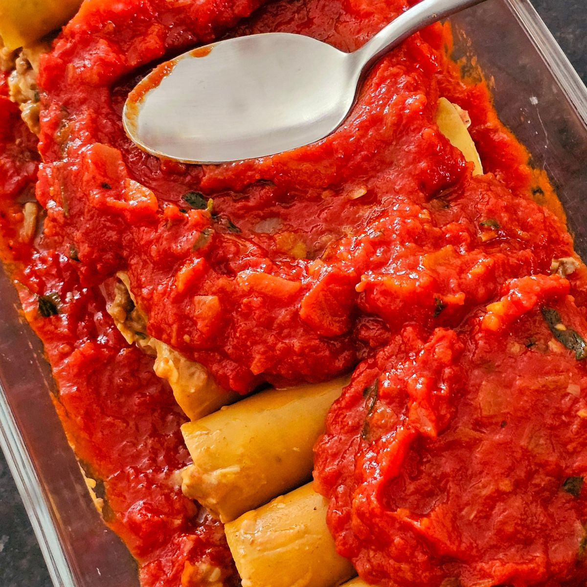 cannelloni beef mince and tomato sauce