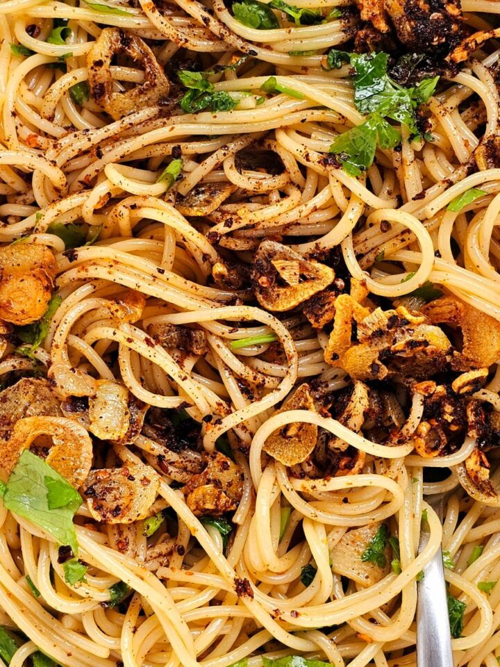 spicy garlic pasta