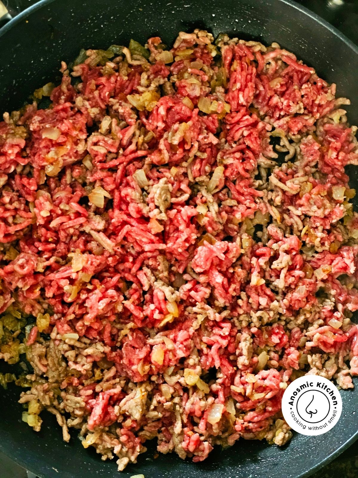 ground beef mince in a pan