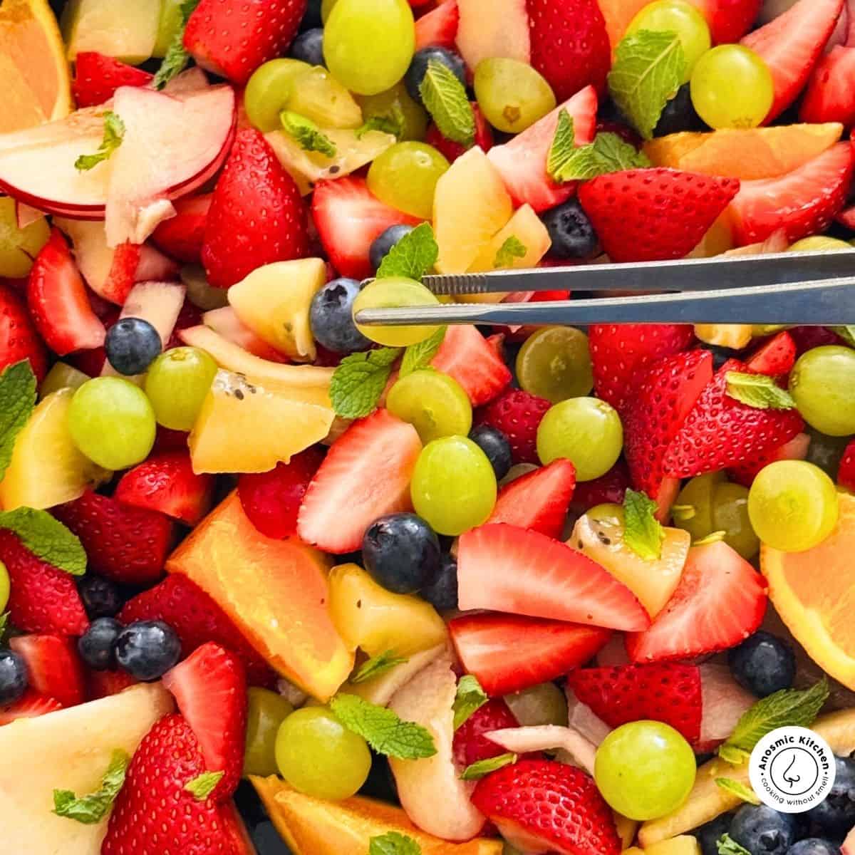 easy summer fresh fruit salad