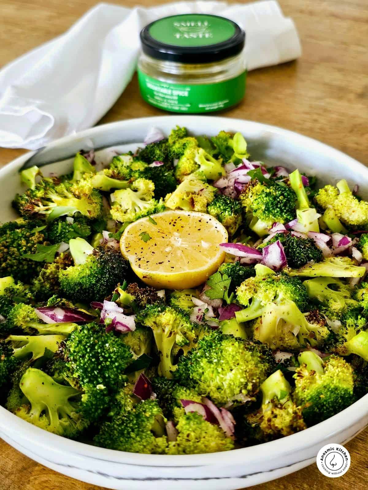 broccoli with garlic and herb spice