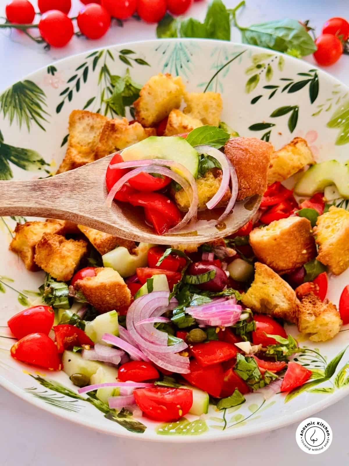 tuscan style panzanella salad